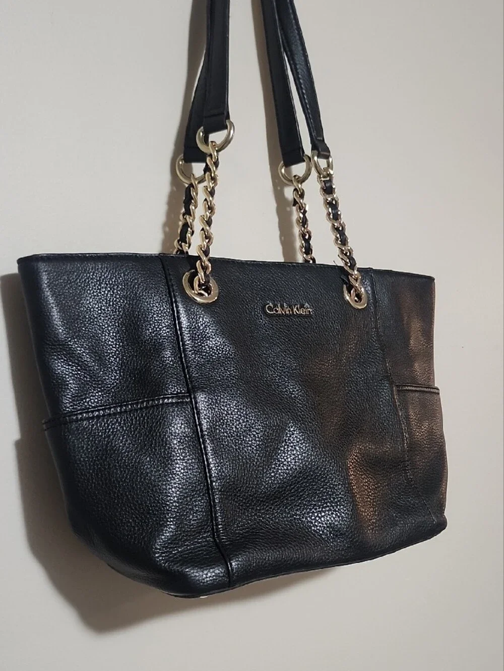 EUC Calvin Klein Black Pebbled Leather Tote Gold Chain Strap Whimsigoth Designer